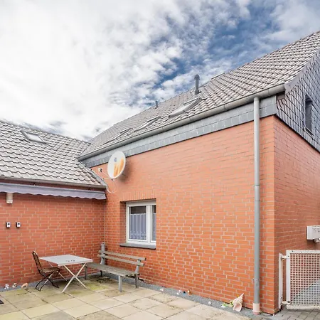 Ein Mit Fussbodenheizung Und Pantrykueche In Der Naehe Der Messe Lägenhet *